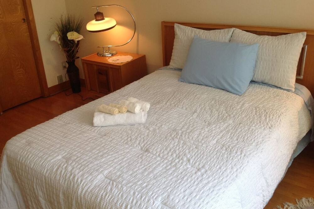 Photo of Bedroom in LaSalle