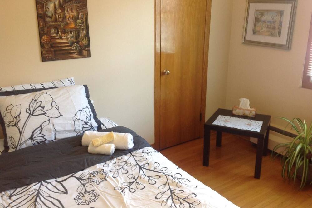 Photo of Bedroom in LaSalle