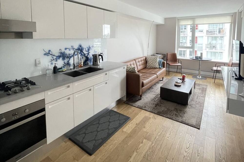 Photo of Kitchen in Downtown Eastside