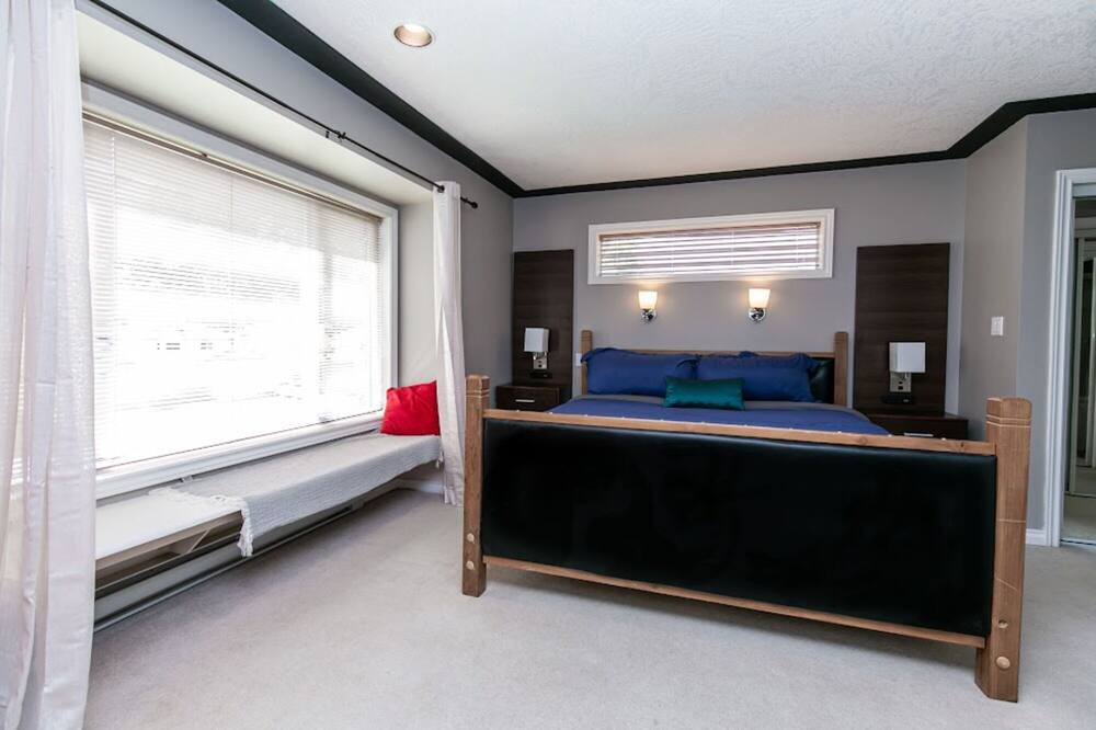 Photo of Bedroom in Cordova Bay