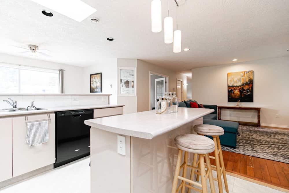 Photo of Kitchen in Cordova Bay