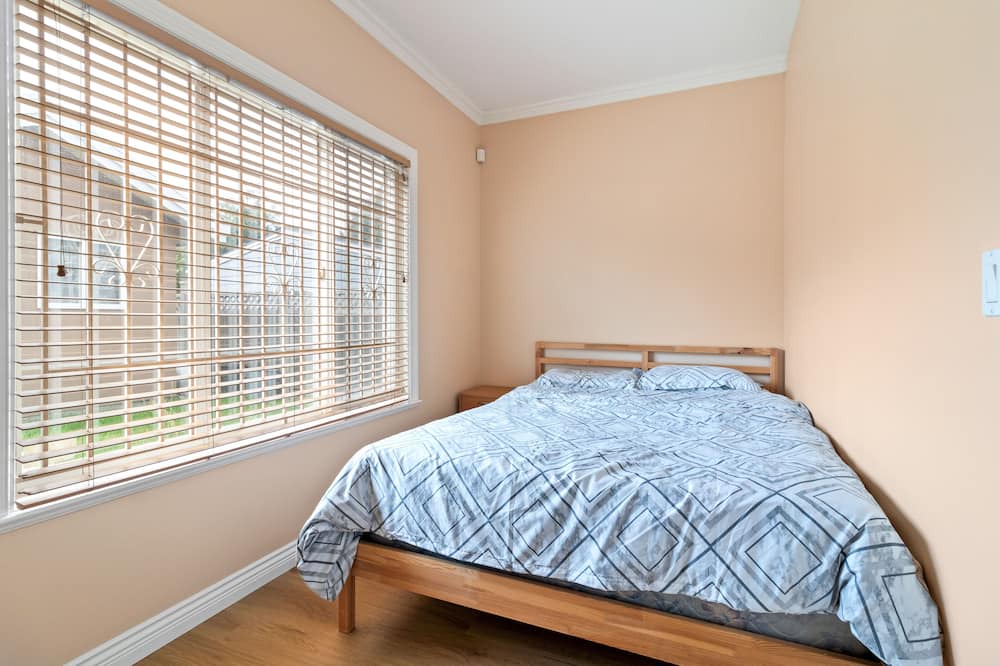 Photo of Bedroom in Seafair