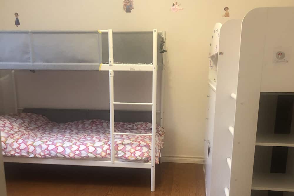 Photo of Bedroom in Brossard