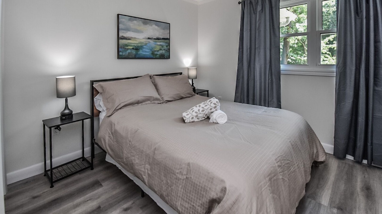 Photo of Bedroom in Waubaushene