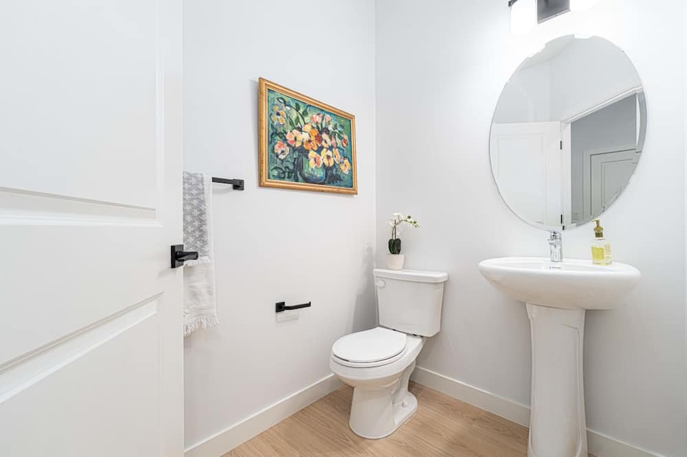 Photo of Bathroom in St. Albert