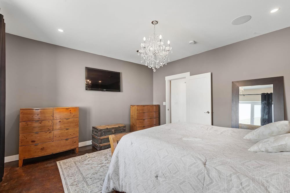 Photo of Bedroom in Vernon
