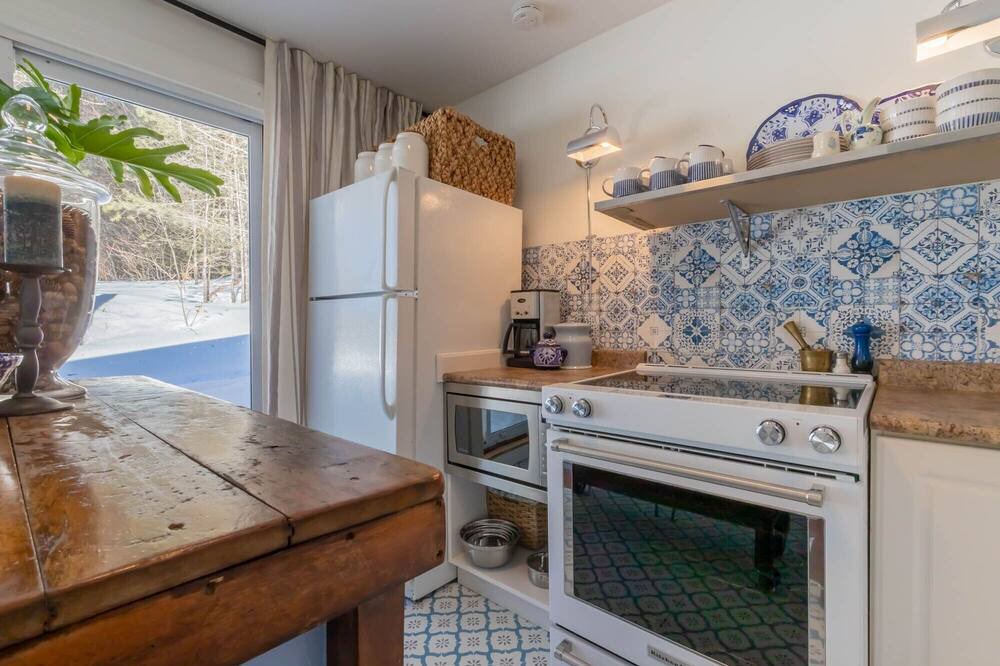 Photo of Kitchen in Utterson