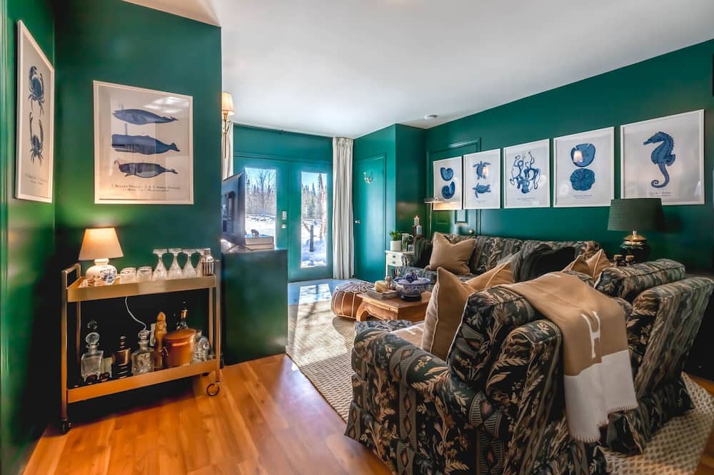 Photo of Livingroom in Utterson
