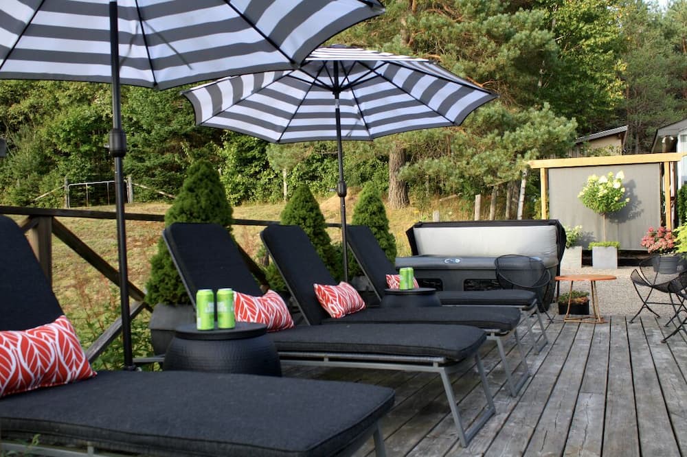 Photo of Outdoor in Utterson