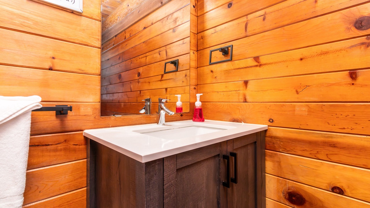 Photo of Bathroom in Regional District of Nanaimo