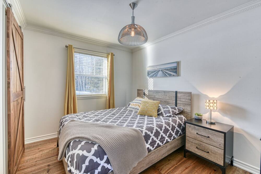 Photo of Bedroom in Saint Zenon