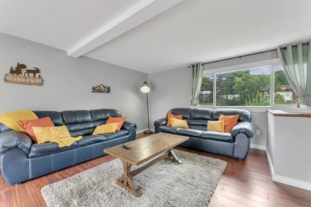 Photo of Bedroom in Kawartha Lakes