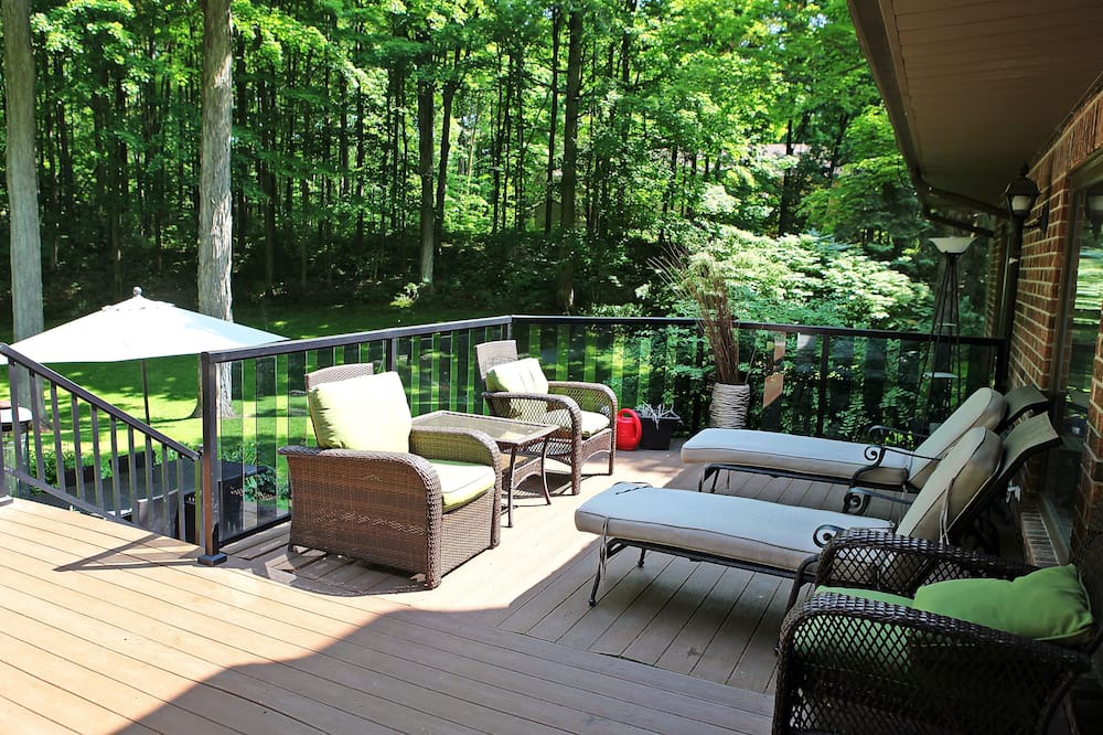 Photo of Patio Balcony in Whitchurch-Stouffville