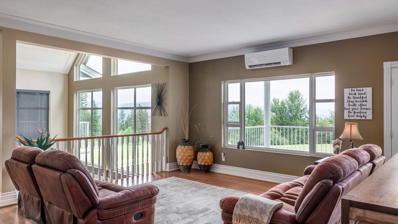 Photo of Livingroom in Southeast Kelowna