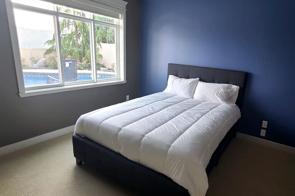 Photo of Bedroom in West Kelowna Estates