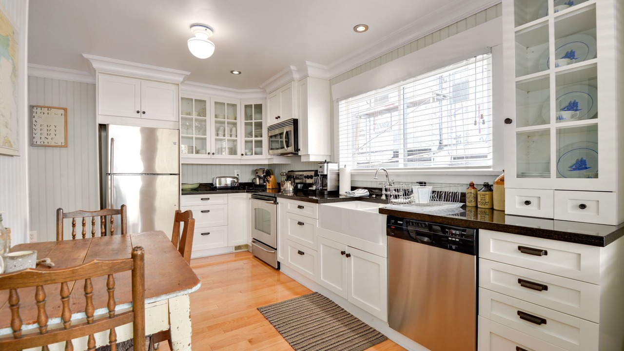 Photo of Kitchen in Crescent Beach