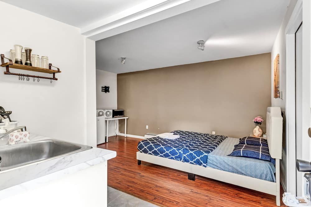 Photo of Bedroom in Langley