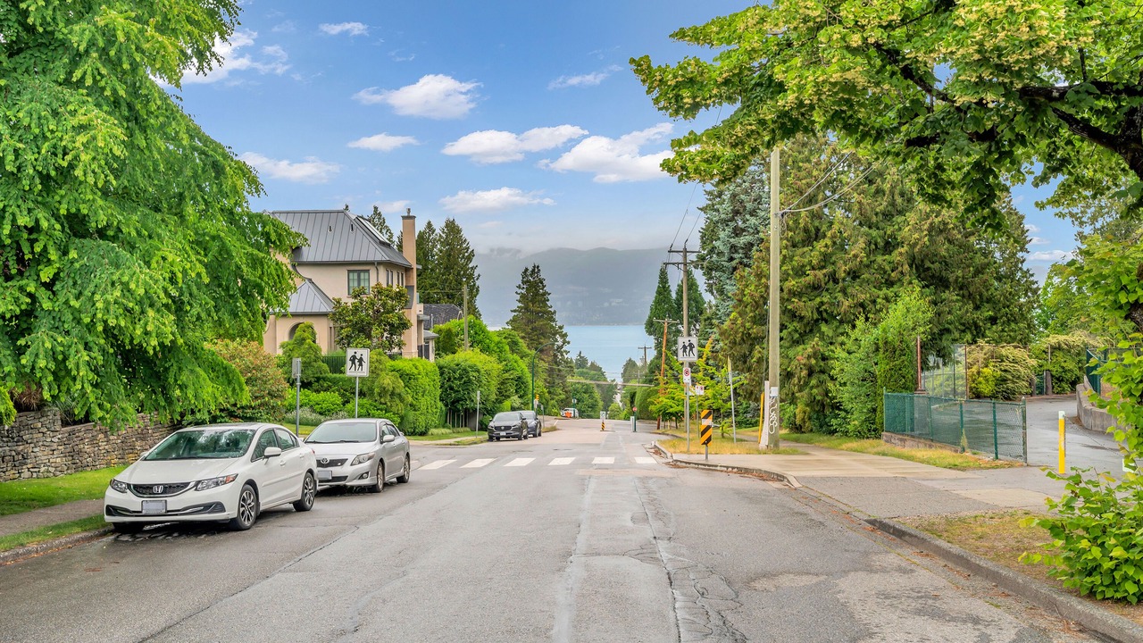 Photo of Outdoor in West Point Grey