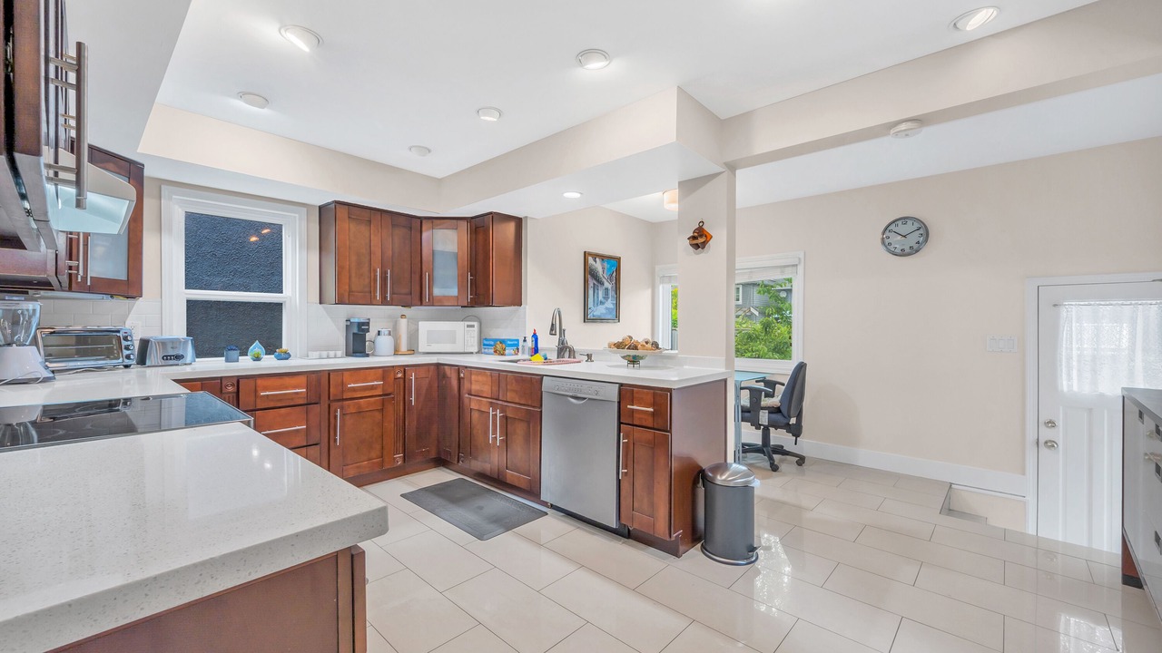 Photo of Kitchen in West Point Grey