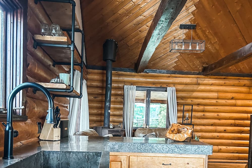Photo of Kitchen in Georgian Bluffs