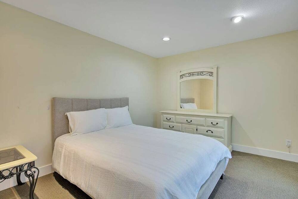 Photo of Bedroom in Surrey