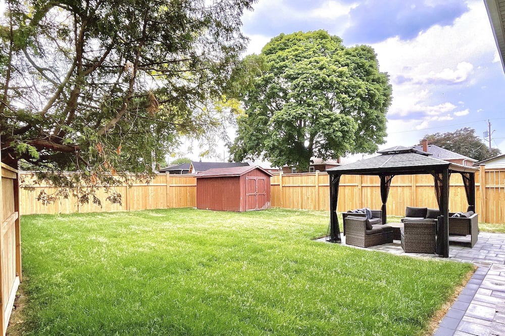 Photo of Outdoor in Bowmanville