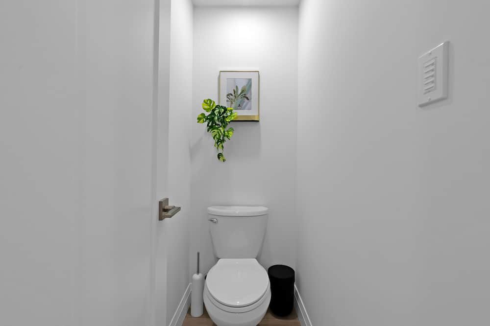 Photo of Bathroom in Bowmanville