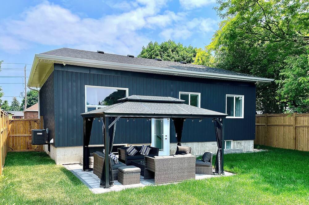 Photo of Outdoor in Bowmanville