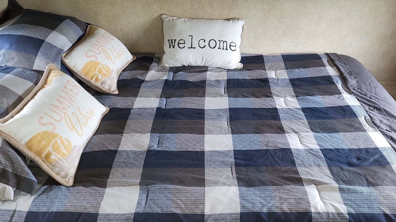 Photo of Bedroom in White Point