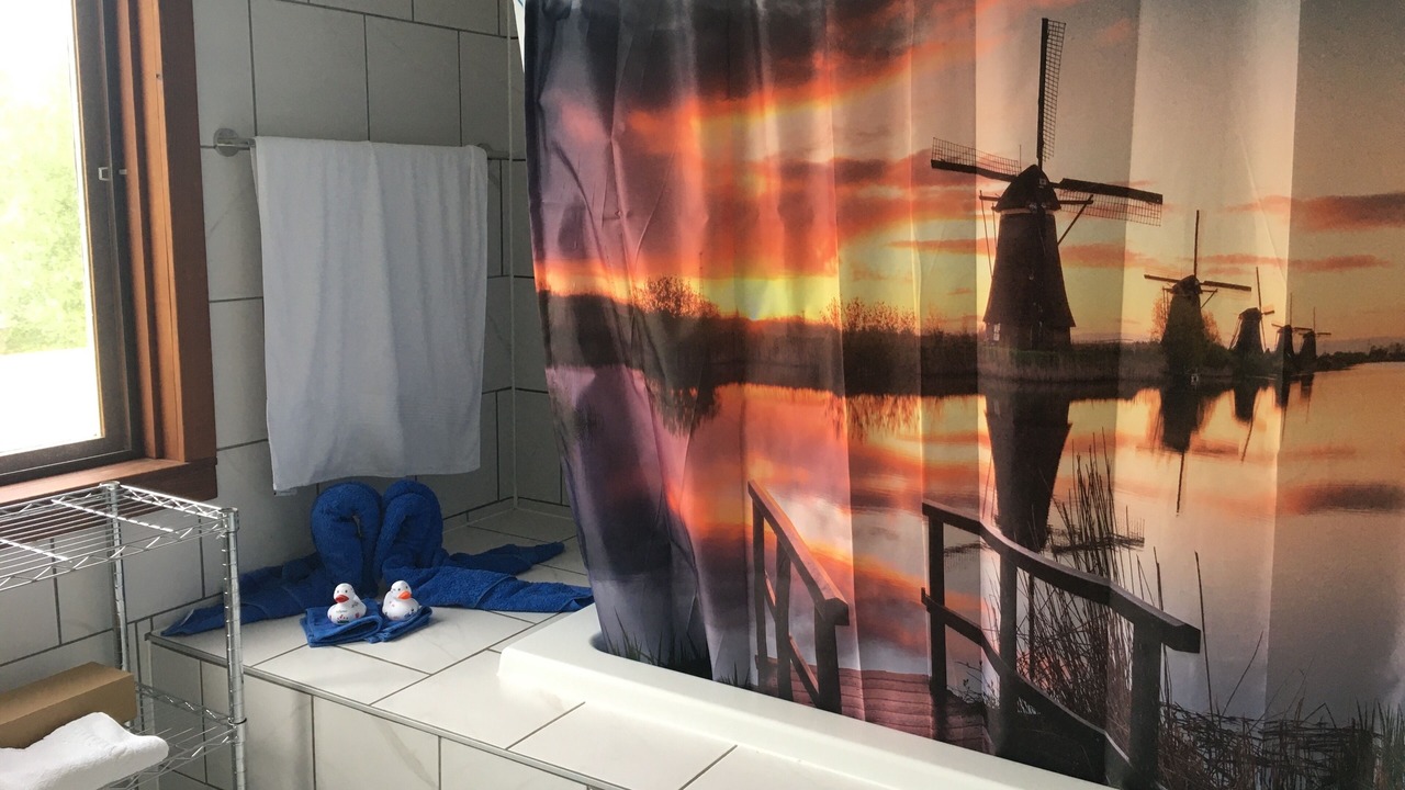 Photo of Bathroom in 70 Mile House