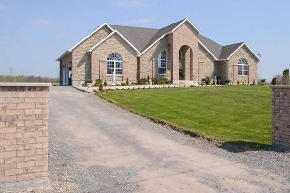 Photo of Outdoor in Pefferlaw