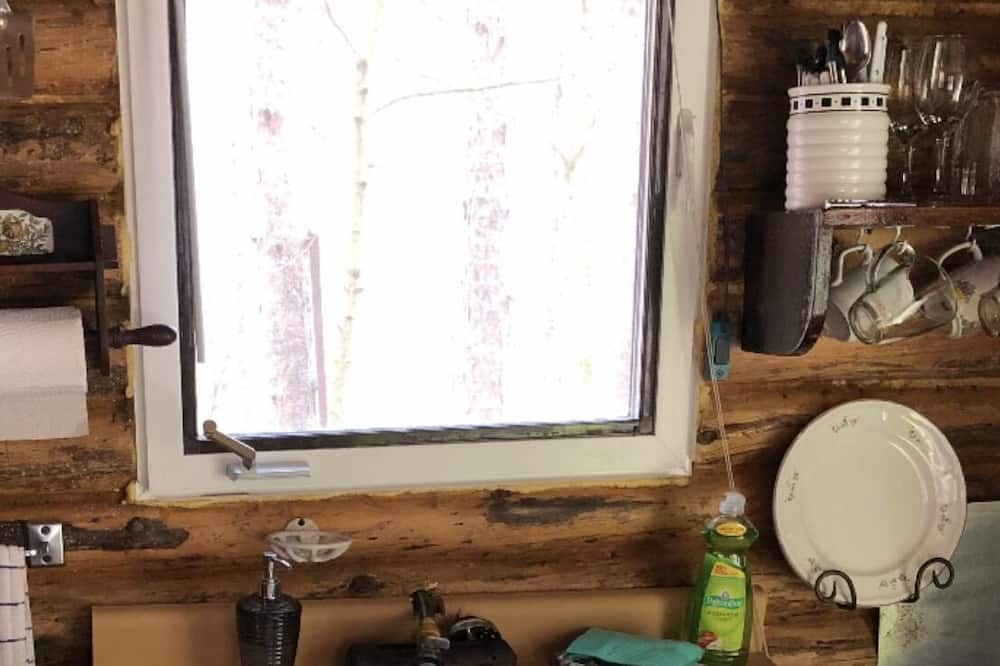 Photo of Kitchen in Scugog