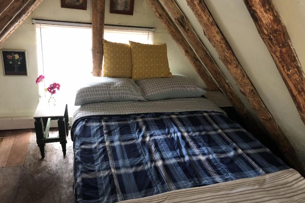 Photo of Bedroom in Scugog