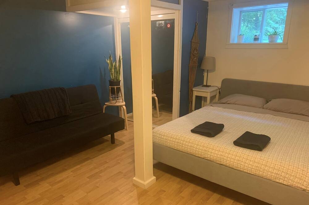 Photo of Bedroom in Sainte-Cecile de Masham