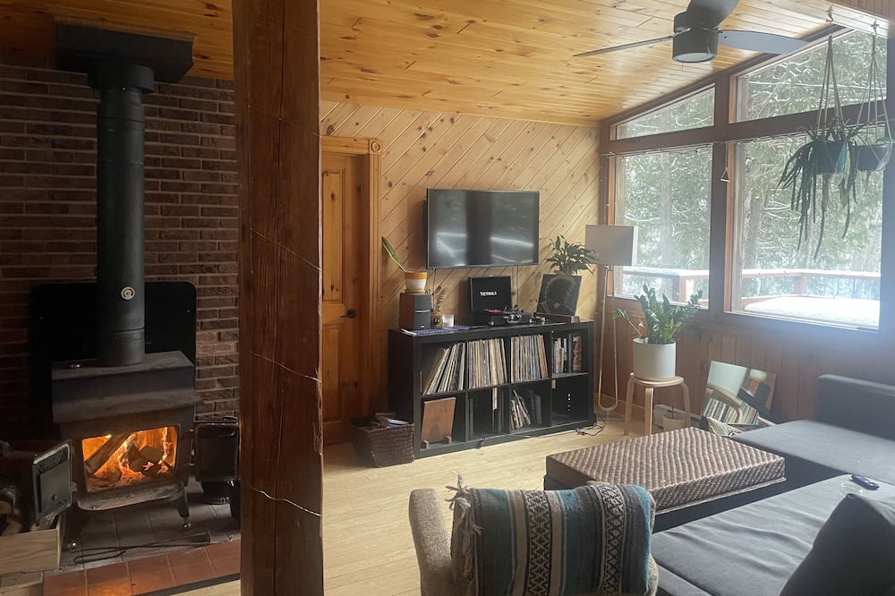 Photo of Livingroom in Sainte-Cecile de Masham