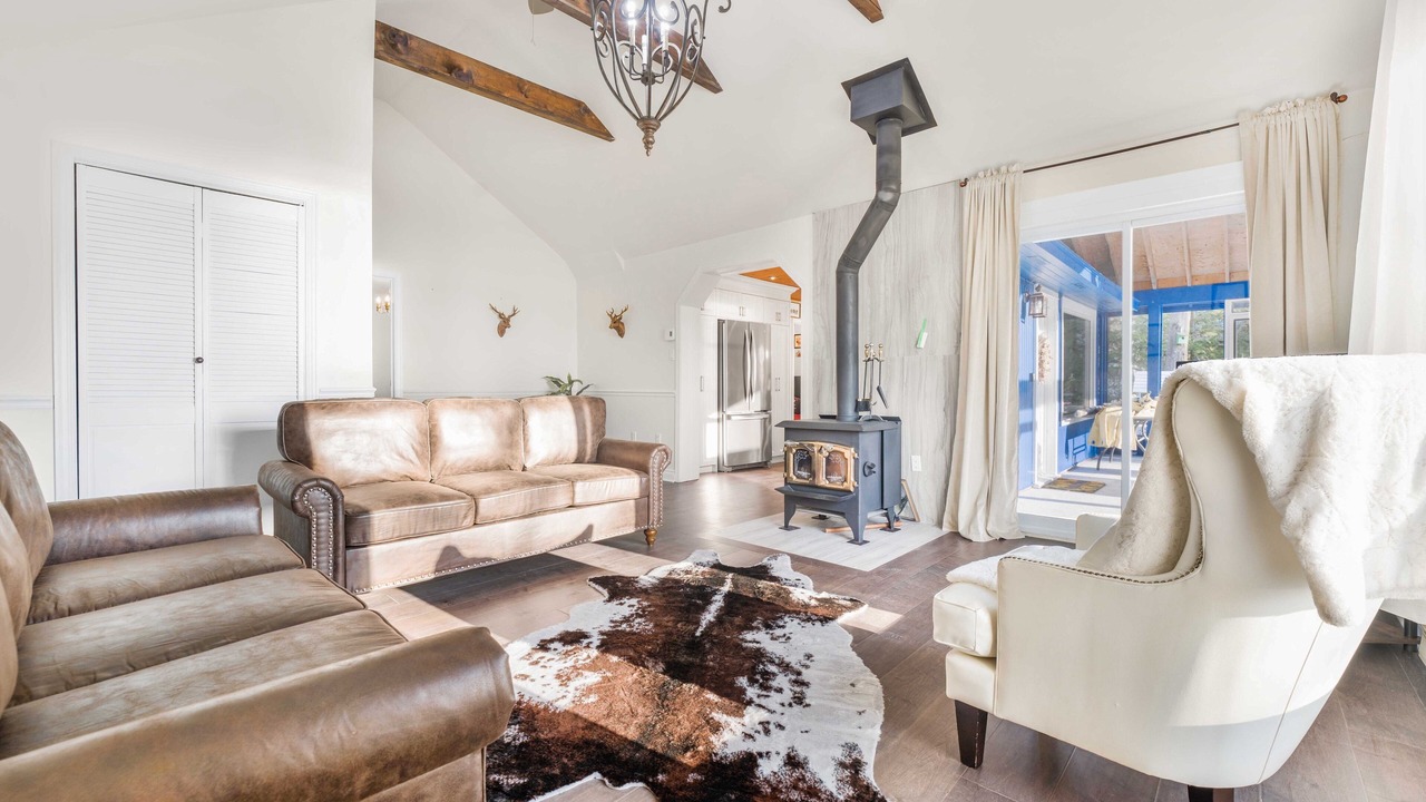 Photo of Livingroom in Carden