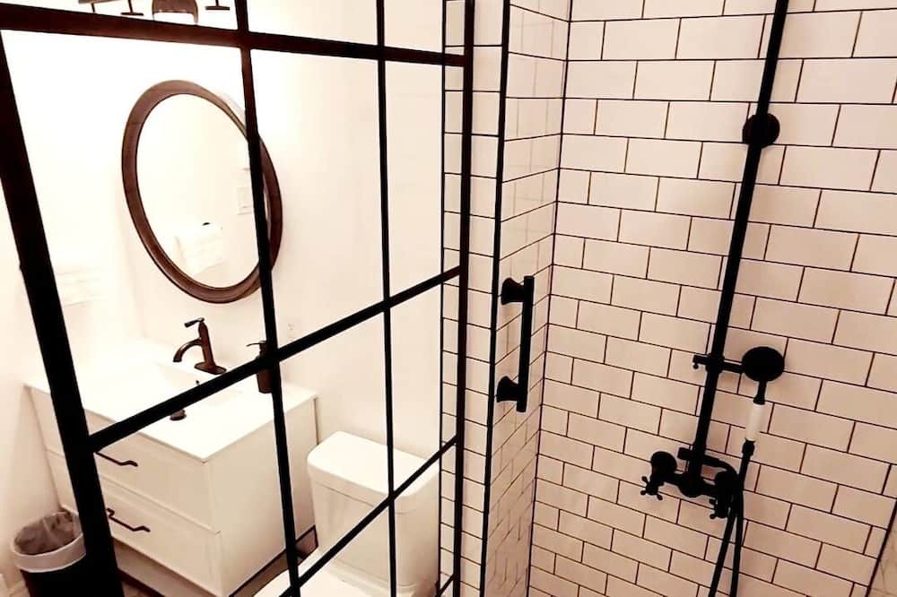 Photo of Bathroom in Port Carling