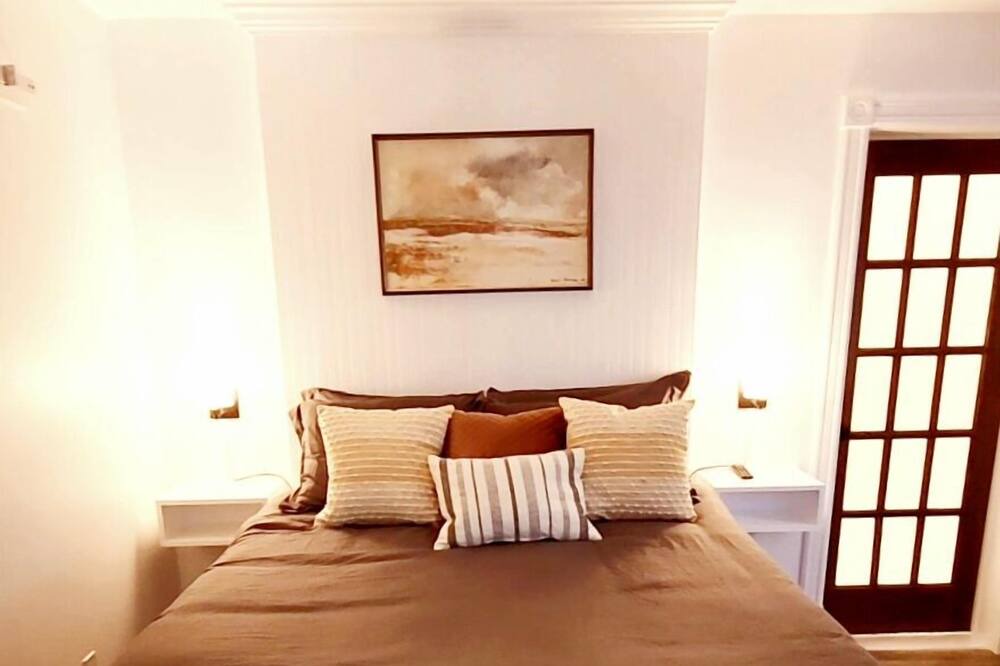 Photo of Bedroom in Port Carling