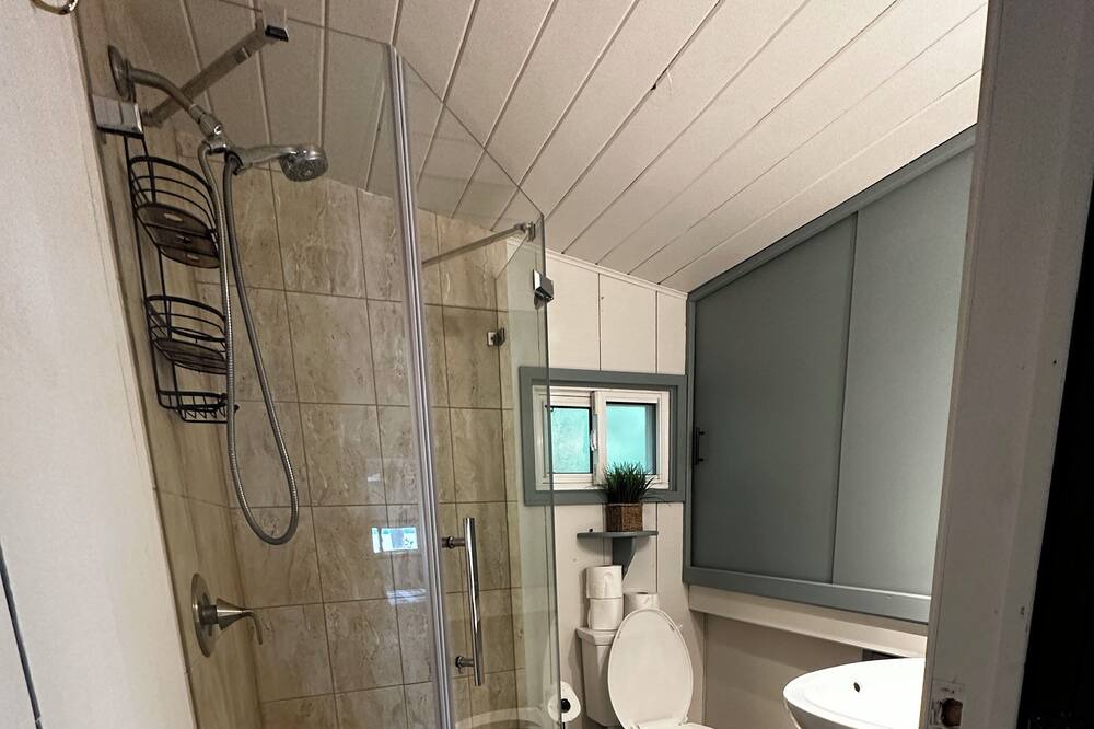 Photo of Bathroom in Ramara