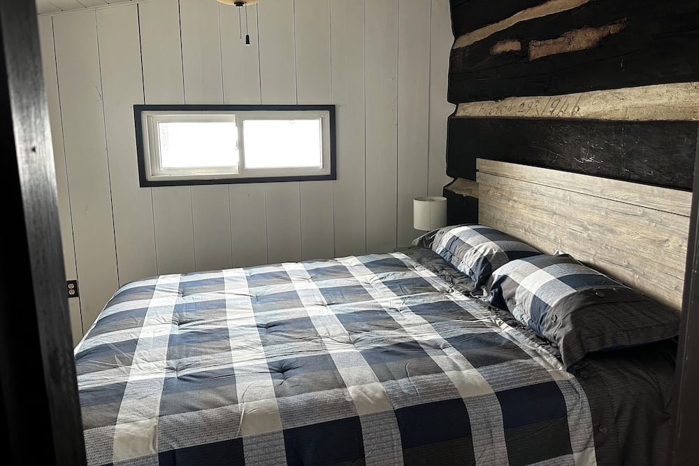 Photo of Bedroom in Ramara