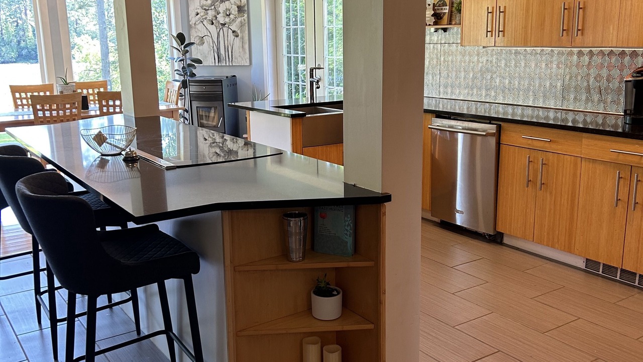 Photo of Kitchen in North Saanich