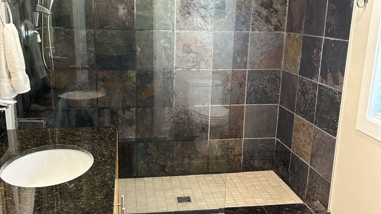 Photo of Bathroom in North Saanich