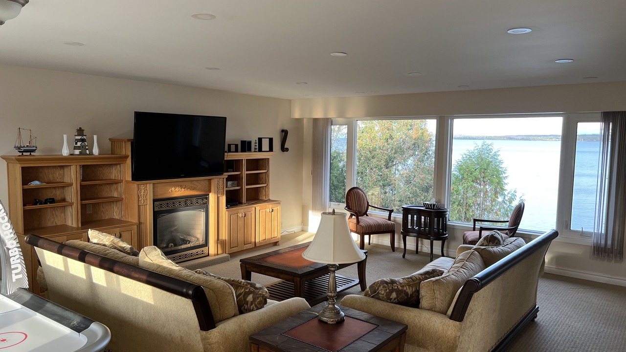 Photo of Livingroom in Georgian Bluffs