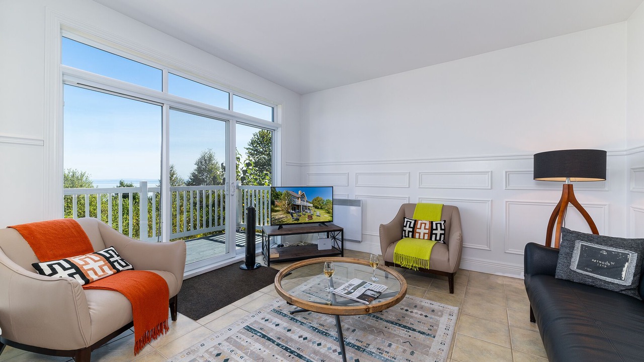 Photo of Livingroom in Saint Irenee