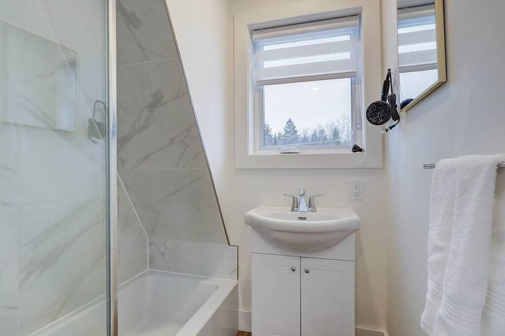 Photo of Bathroom in Potton