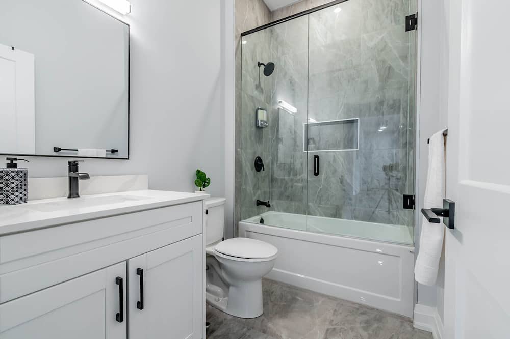 Photo of Bathroom in Niagara Falls