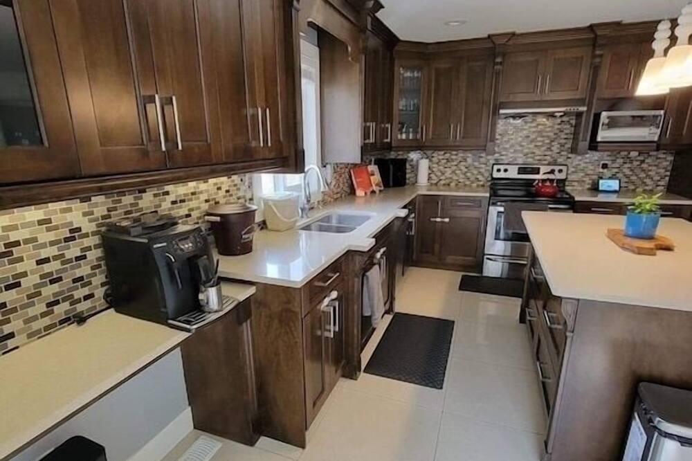 Photo of Kitchen in Guildford