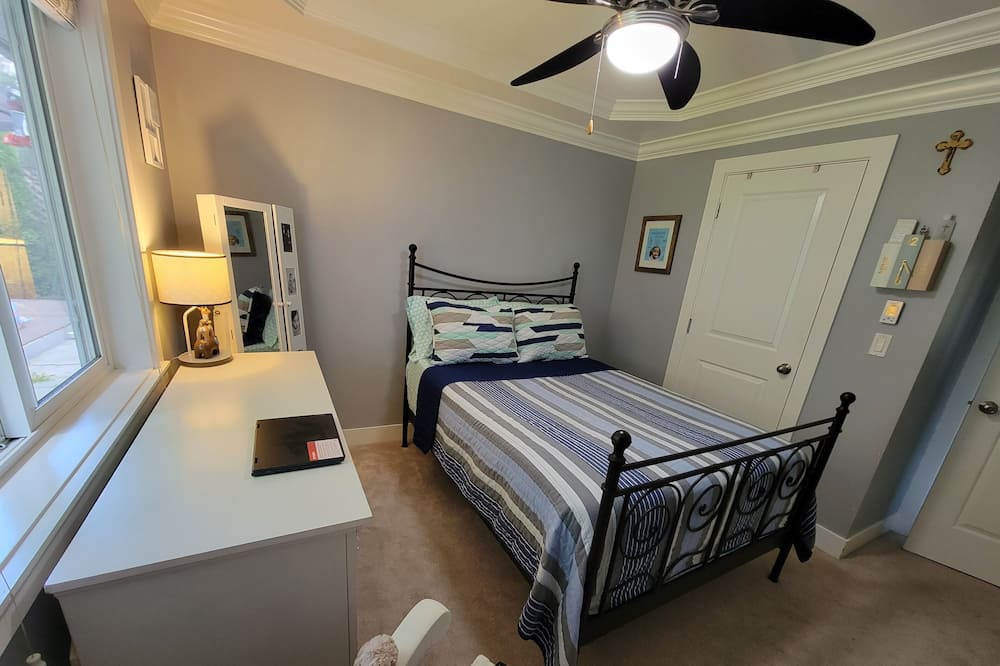 Photo of Bedroom in Guildford