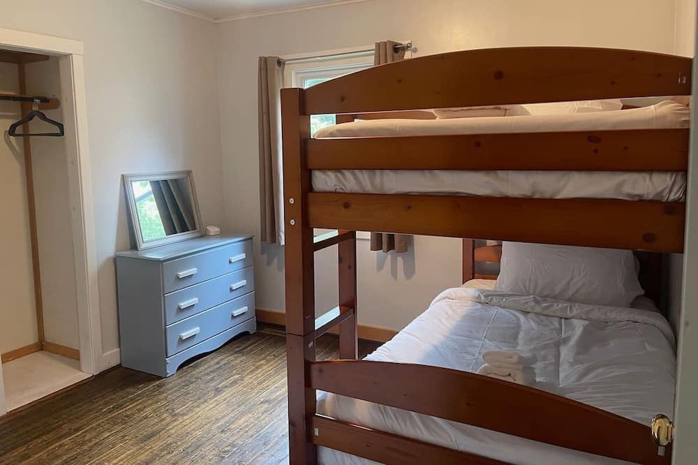 Photo of Bedroom in Steady Brook
