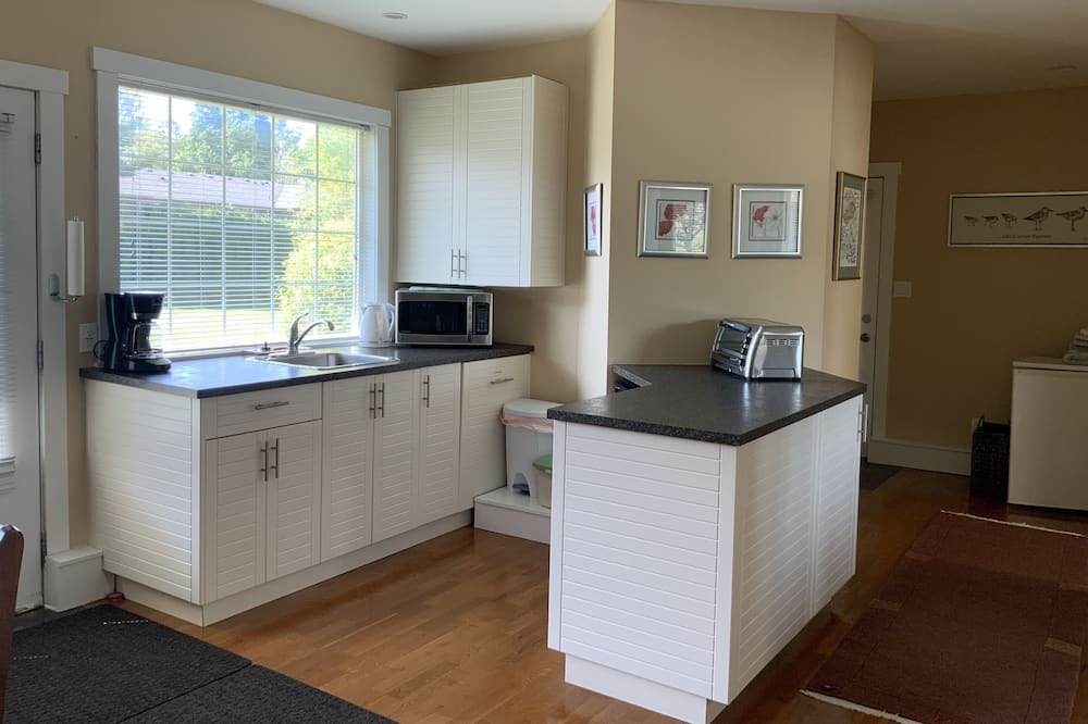Photo of Kitchen in Saanich East